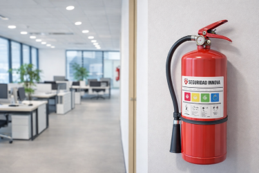 EXTINGUIDOR EN OFICINAS